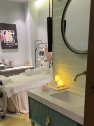 -花隐·美芙炫海菲秀皮肤管理中心