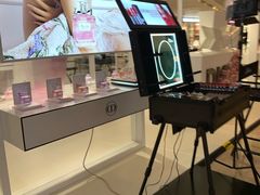 -DIOR迪奥(德基广场女装店)