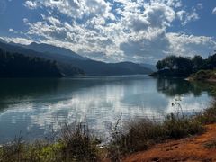 -孔雀湖生态旅游区