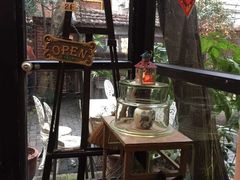 露天位-古董花园(思南路42弄小区店)