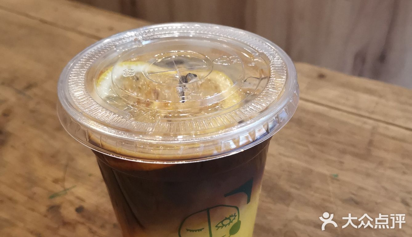 温馨的连锁社区咖啡馆