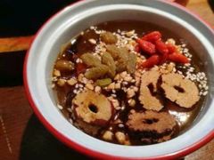 红糖冰粉-老板恋上鱼(高新万达店)