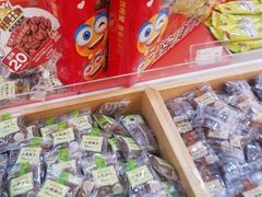 零售区-来伊份(瑞虹天地瑞虹坊店)