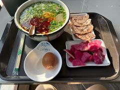 -伊穆祥牛肉面总店·清真