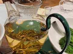 -荷风细雨·中国茶宴(碧云店)