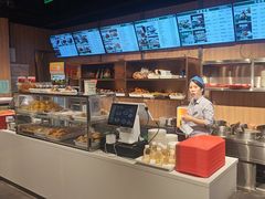 -护国寺小吃店(红莲南路店)