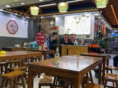 -秦君宝手擀菠菜面(金花路店)