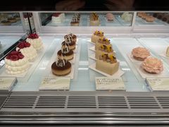 -潮一不贰·法式甜品·生日蛋糕·西式简餐(外滩店)