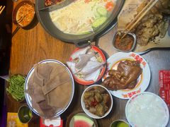 -萍姐火锅·公路夜市(武汉首店)