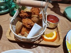 炸鸡拼盘-迷你椰·泰式大排档(观前街店)