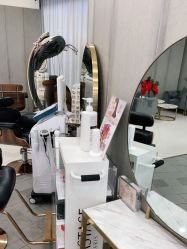 点击看大图 -八佰伴8008星级形象店