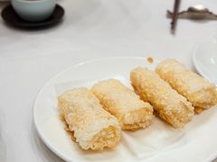 脆皮杏片炸鲜奶-凤凰楼酒家·粤宴点心(华强北店)