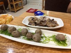 手捶牛肉（筋）丸-为什么牛潮汕牛肉火锅(万胜广场店)