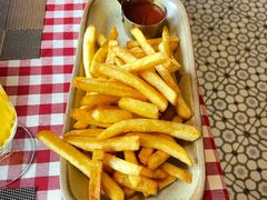 -自然食集西餐厅(泰晤士小镇店)