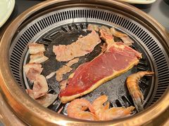 -梨花甄选自助烤肉(小寨原力场店)