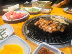 -唯成•韩国炭火烤肉 유성고기