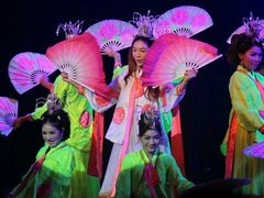 -金东尼人妖秀