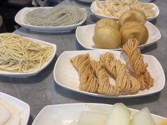 -光头药膳鸡(莱茵小镇店)