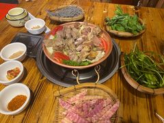 -阿婆情腊排骨火锅(金虹路店)