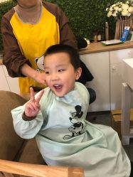-马克叔叔儿童理发形象设计