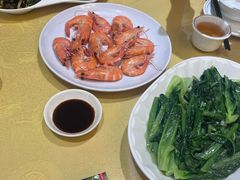 -鹏城人家海鲜酒家·23年老字号(较场尾店)