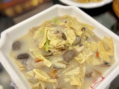 浓汤浸鲜菌-文记壹心鸡(宝华路店)