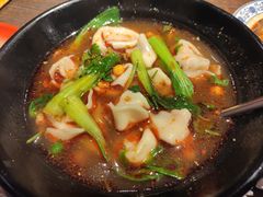 -爆炸头阿姨小四川正宗川味小吃(无任何分店)