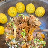 在青岛吃大锅蒸汽海鲜还得是他家 已开二十多年