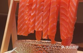 Thai-style Salmon Noodles