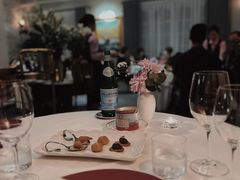 -La Villa French Restaurant