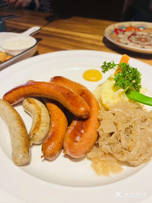 LENBACH兰巴赫西餐啤酒坊(大连东港店)图片