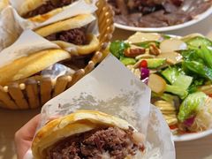 -闫家驴肉老店(华电一校店)