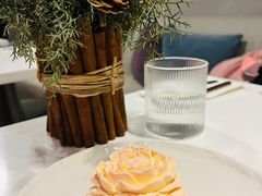 -潮一不贰·法式甜品·生日蛋糕·西式简餐(外滩店)