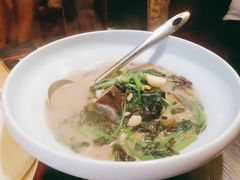 苋菜煮皮蛋-微食·原产地湘菜