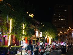 -吉庆街美食广场