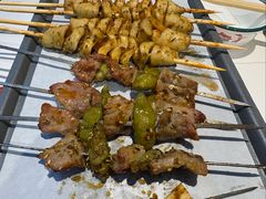 美女最爱牛肉串-亿牌牌东北烧烤(博物馆旗舰店)