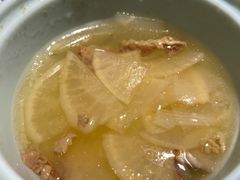 老火萝卜牛肉汤-猪啊牛呀羊啊铜盘烤肉(正大广场店)