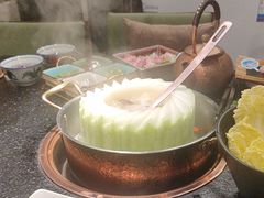 -得意咚瓜·顺德鱼生·冬瓜火锅(深圳首店)