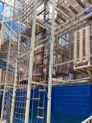 -PIPIKINGDOM皮皮王国欢乐号(欢乐海岸购物中心店)