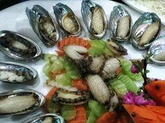 -地方名吃海鲜大馅蒸饺(北戴河店)