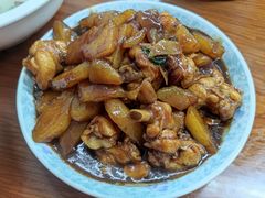土豆炖鸡块-胡子饮食店