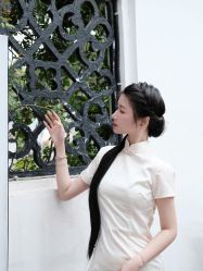 -一揽芳华汉服旗袍体验馆(拙政园店)