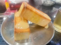 烤吐司-何妹湿辣牛肉·粤式烧烤砂煲(桂雅路店)