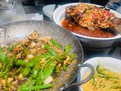 -费大厨辣椒炒肉(黄兴中心广场店)