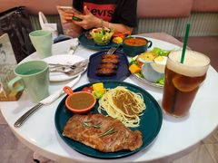 -丽莎沙拉轻食餐厅(国贸店)