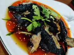 -湖南人家湘菜馆(镇江路店)