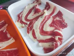 -尚品海鲜肥牛自助火锅(湖明店)