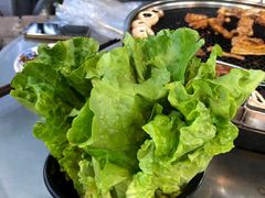 -小辣椒汤锅烧烤(温泉南街店)