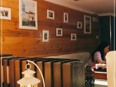 -Lia Cafe Bar Restaurant松山咖啡屋