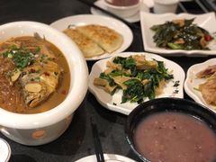 -燕青小馆(东园大厦店)